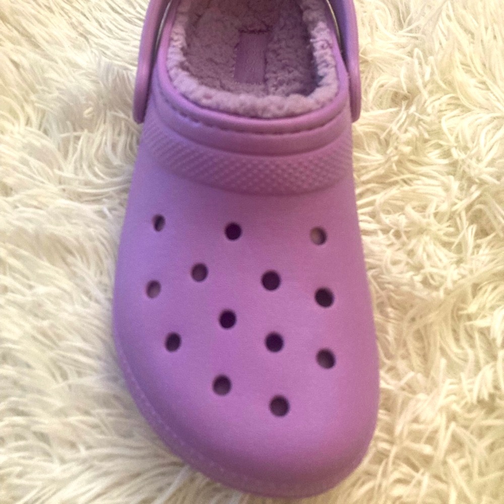 NWT GIRLS Crocs Classic Lined Clog, Size 3